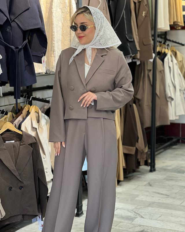 ست کراپ کت و شلوار زنانه ۴ دکمه جنس مازراتی کجراه