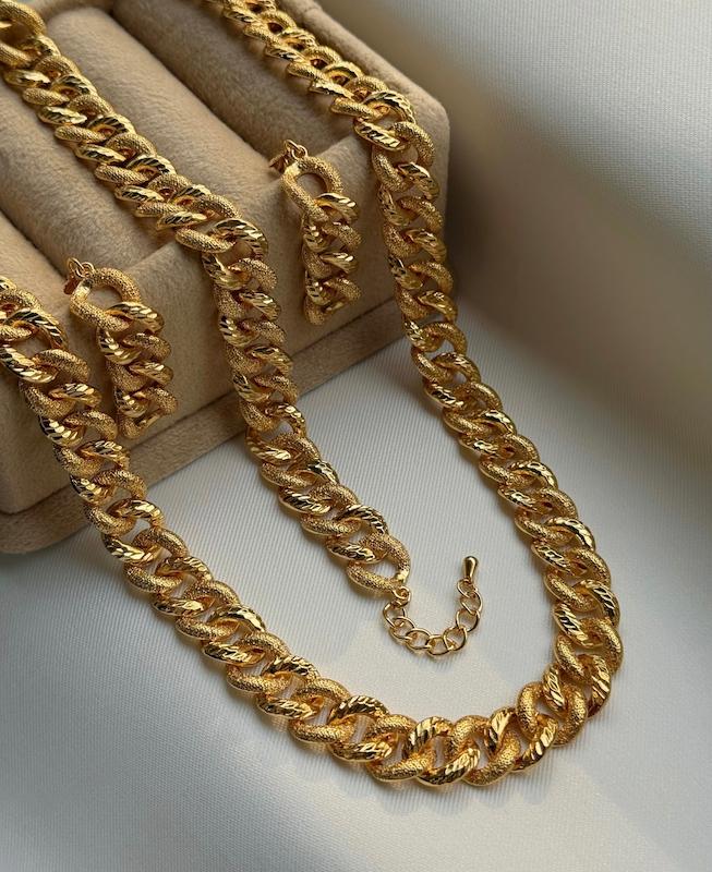 سرویس کارتیر سیتی گلد
