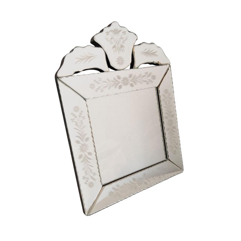 آینه رومیزی