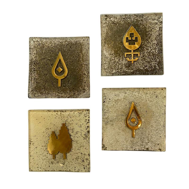 زیر لیوانی سرو مربع