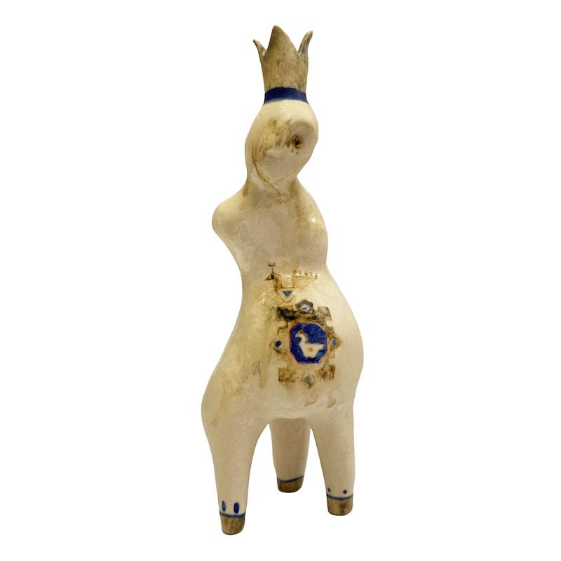 مجسمه فرشته ایستاده