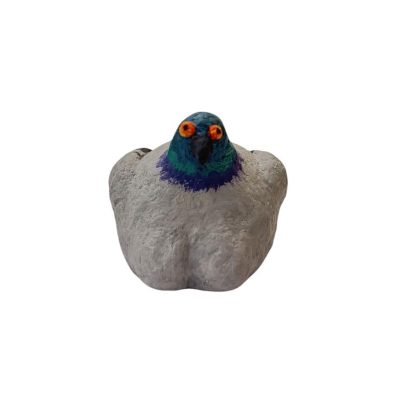 مجسمه کفتر چاهی