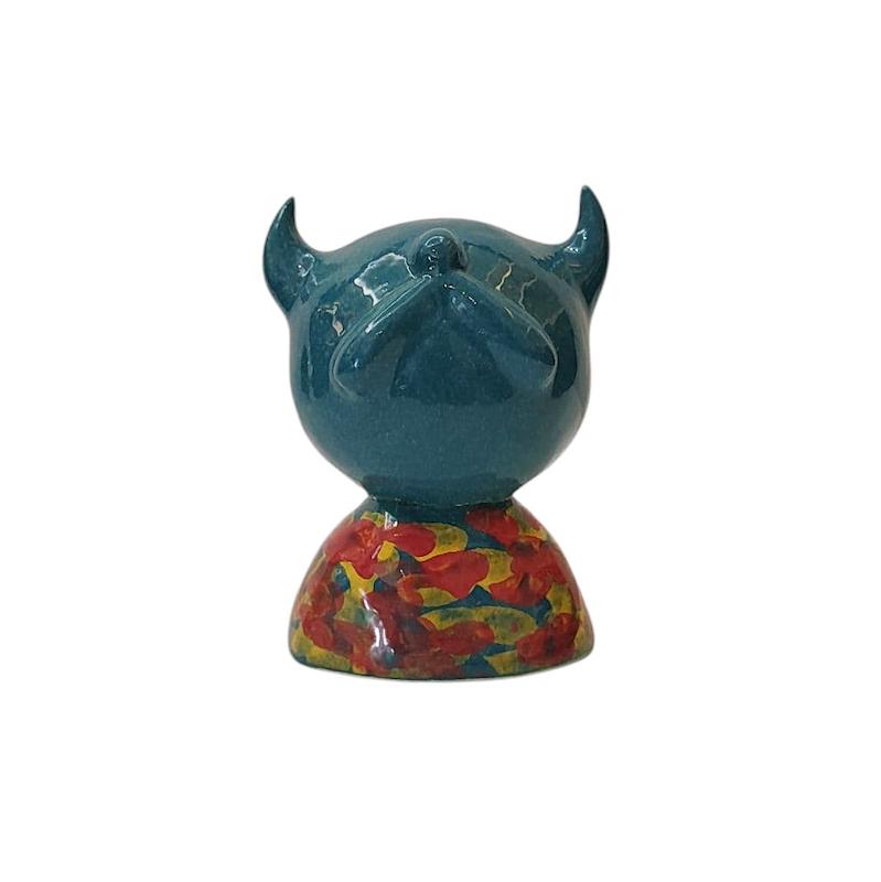 مجسمه دیو کوچک