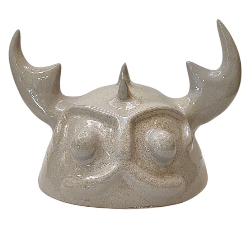 مجسمه کلاه خود