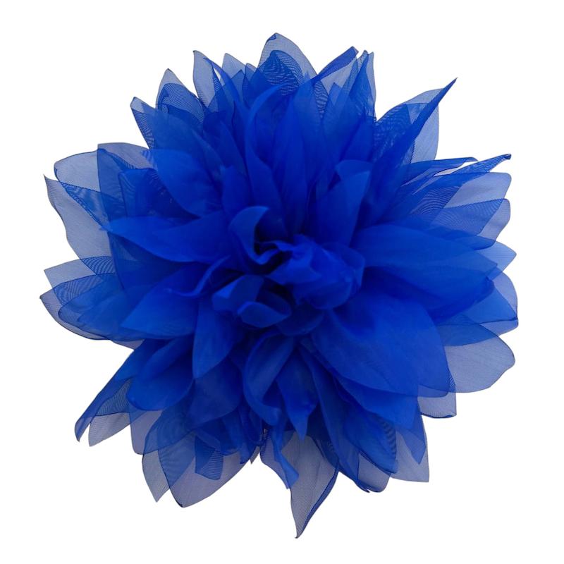 سنجاق سینه گل