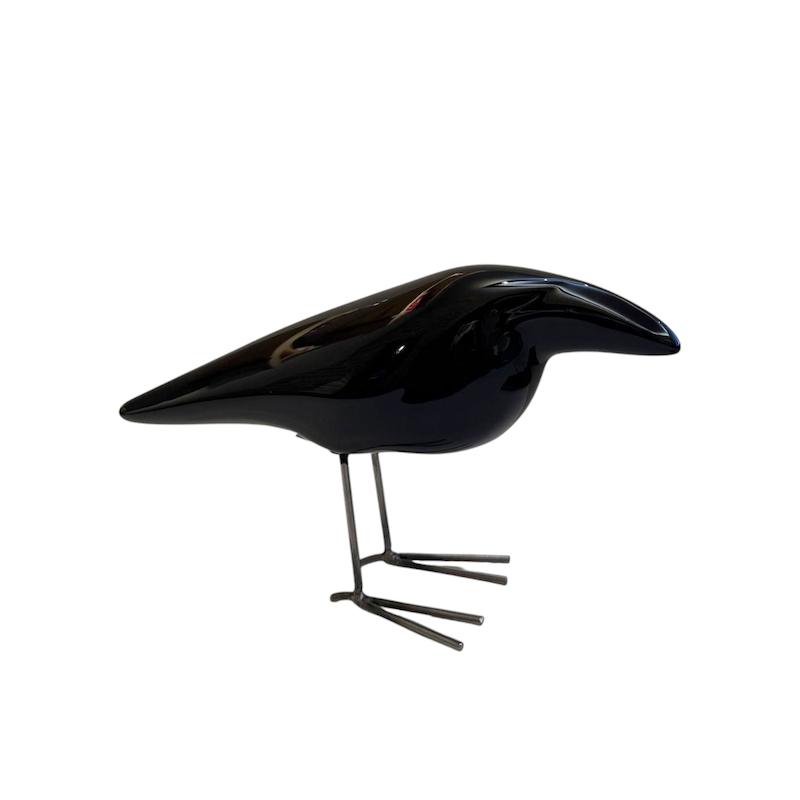 مجسمه کلاغ دانا