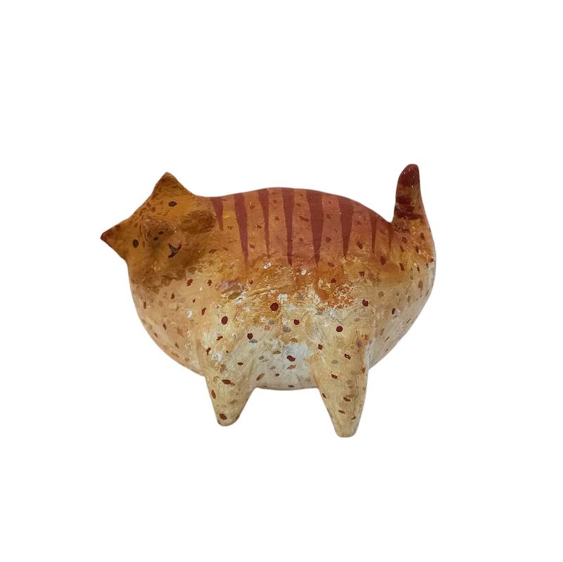 مجسمه بچه گربه