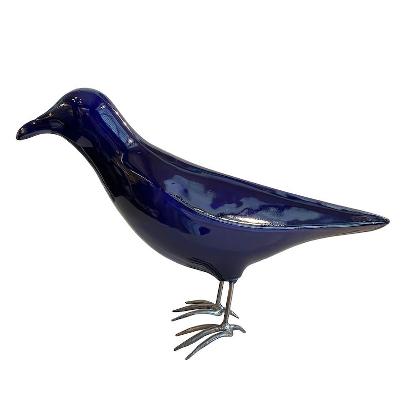 مجسمه کلاغ