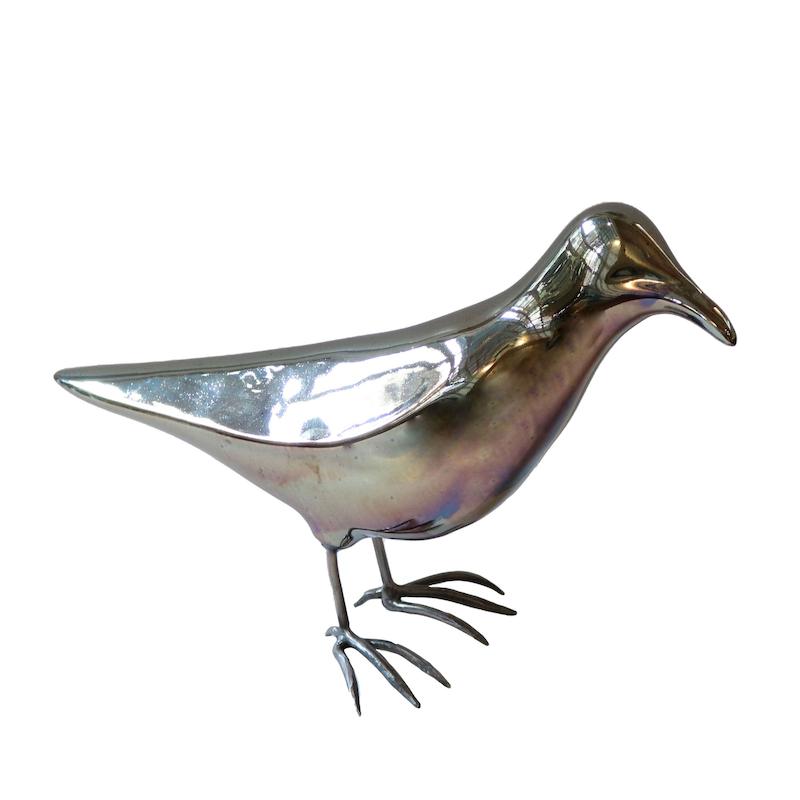 مجسمه کلاغ