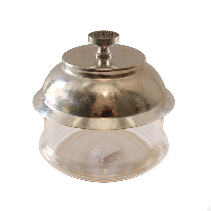 آجیل خوری 