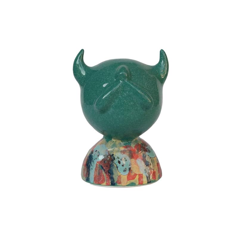 مجسمه دیو کوچک