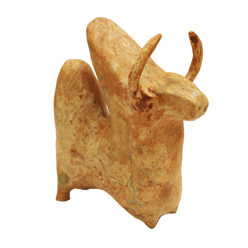 مجسمه گاو