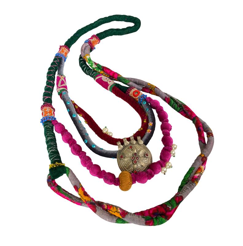 گردنبند سنتی