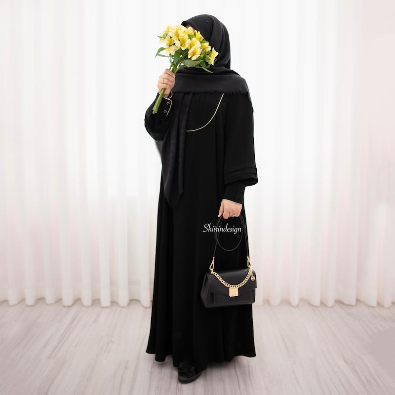 عبا مشکی مغزی طلایی