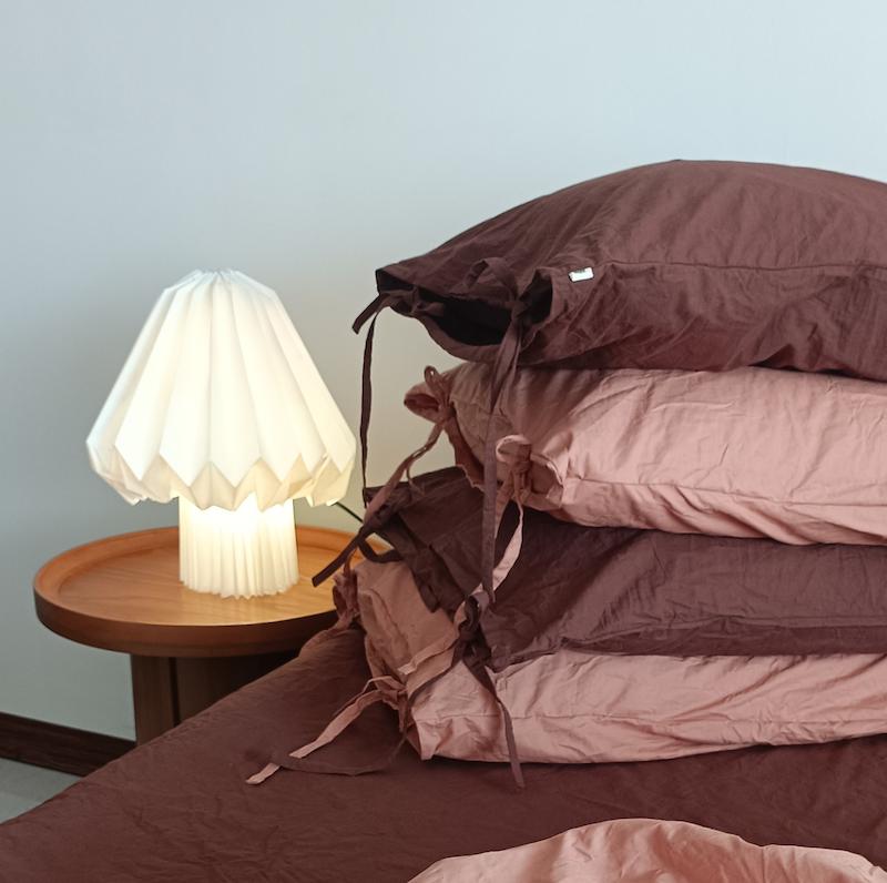 کاور بالش بند دار