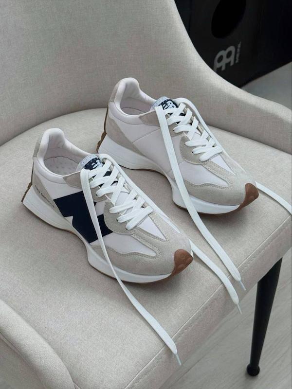 کتونی زنانه نیوبالانس 327 سفید سایز ۳۷ تا ۴۰