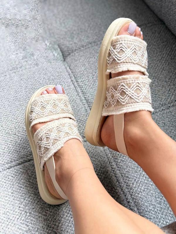 صندل سنتی زنانه ارسال رایگان سایزبندی ۳۷ تا ۴۰ مدل پارمیدا 