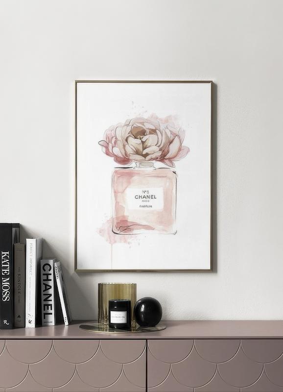 تابلو عطر رزها در دکوراسیون مدرن