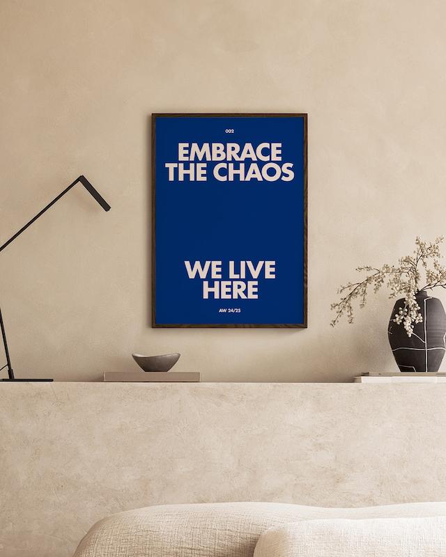 تابلو Embrace the Chaos در دکوراسیون مدرن