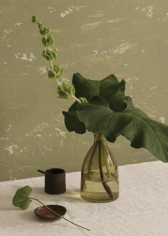 تابلو Botanical Stillness در دکوراسیون مدرن