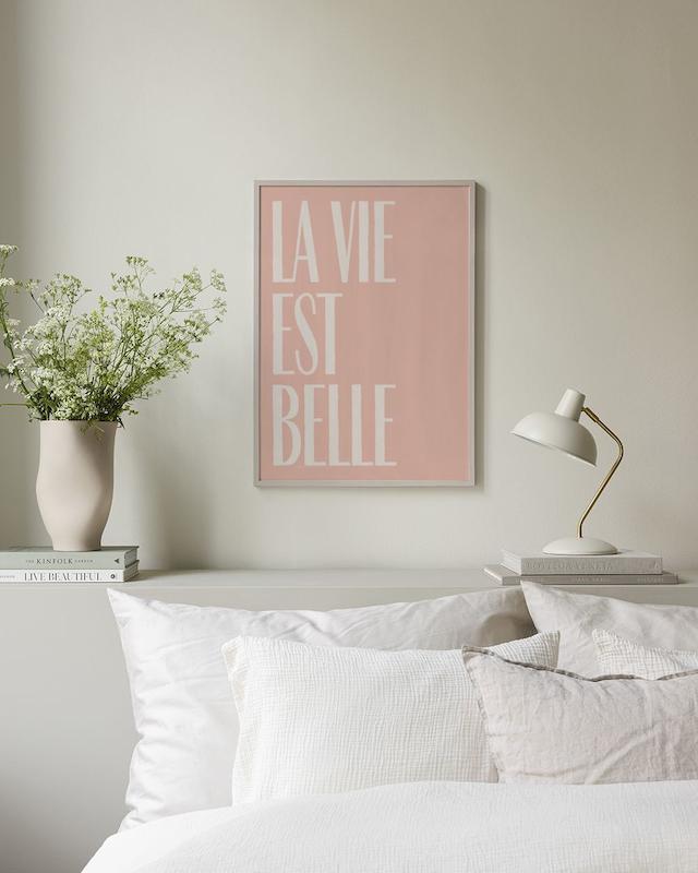 تابلو La Vie Est Belle Text