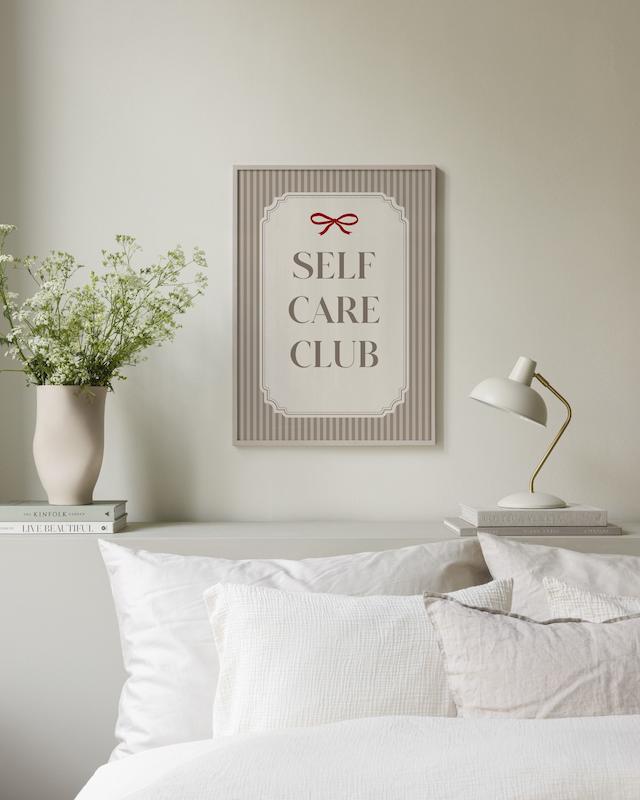 تابلو Self Care Club در دکوراسیون مدرن