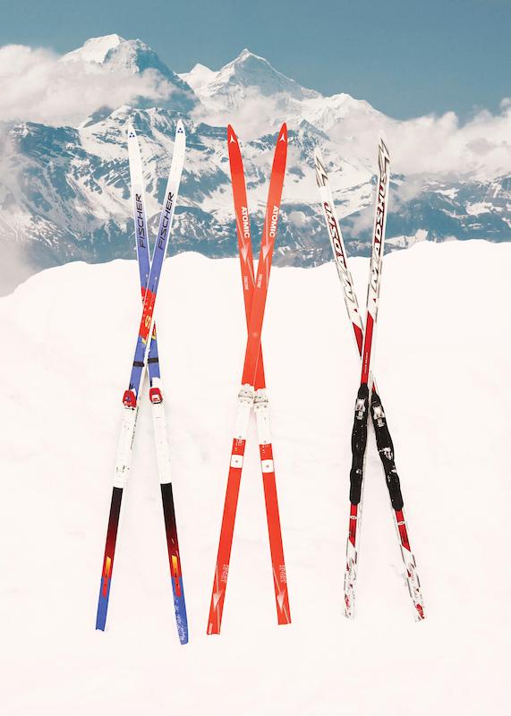 تابلو Cross Country Skis در دکوراسیون مدرن