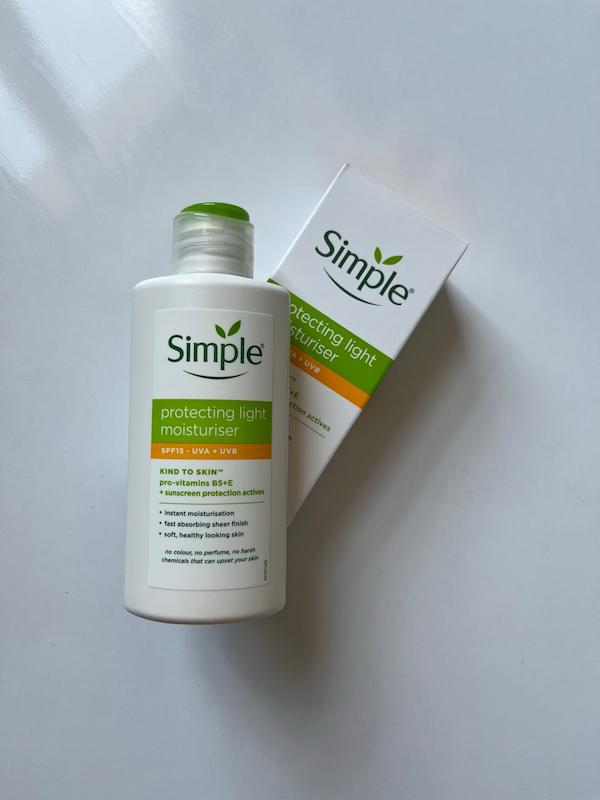 مرطوب کننده سیمپل spf دار