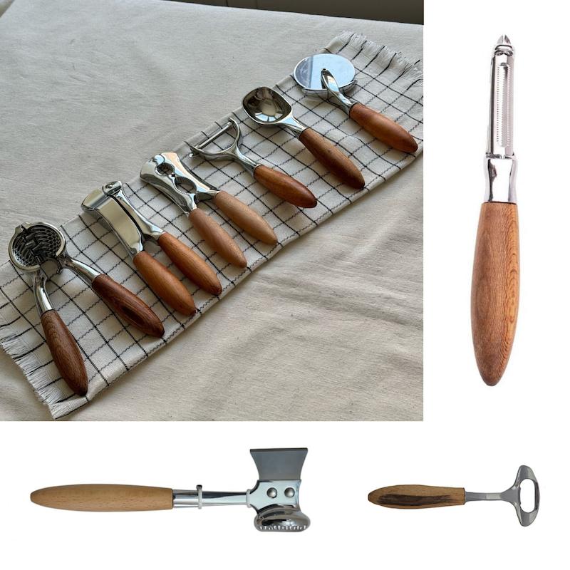 سرویس ابزار آشپزخانه 9 پارچه دسته چوبی