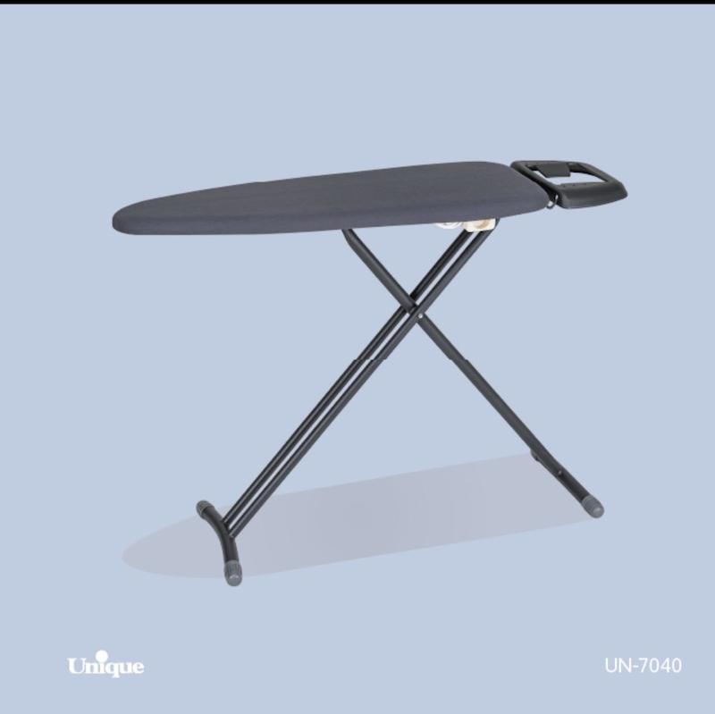 میز اتو ایستاده پریزدار یونیک کد UN-7040