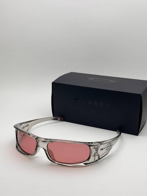 عینک Oakley کد ۹۰۸۷