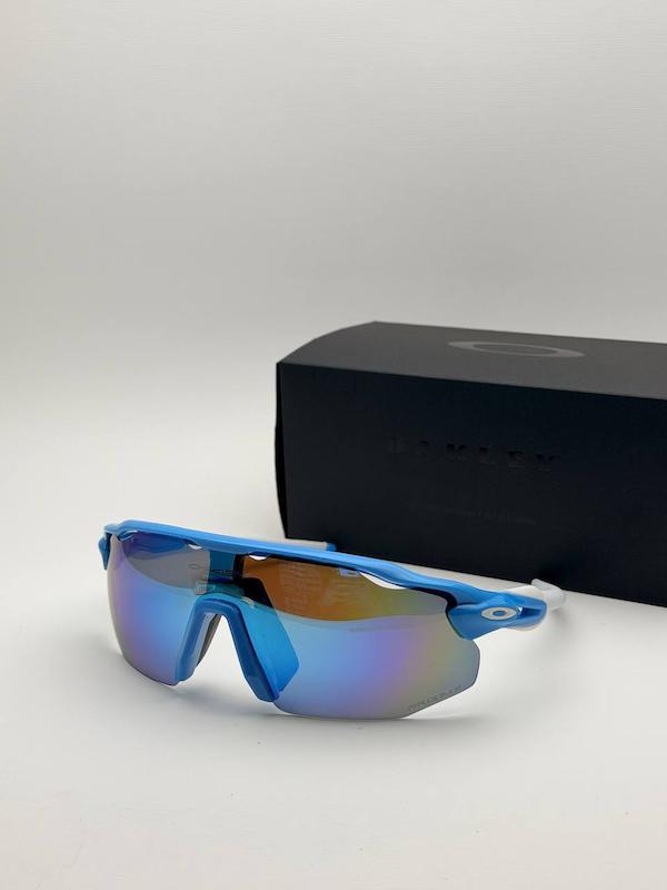 عینک Oakley radar EV کد ۱۶۴۳
