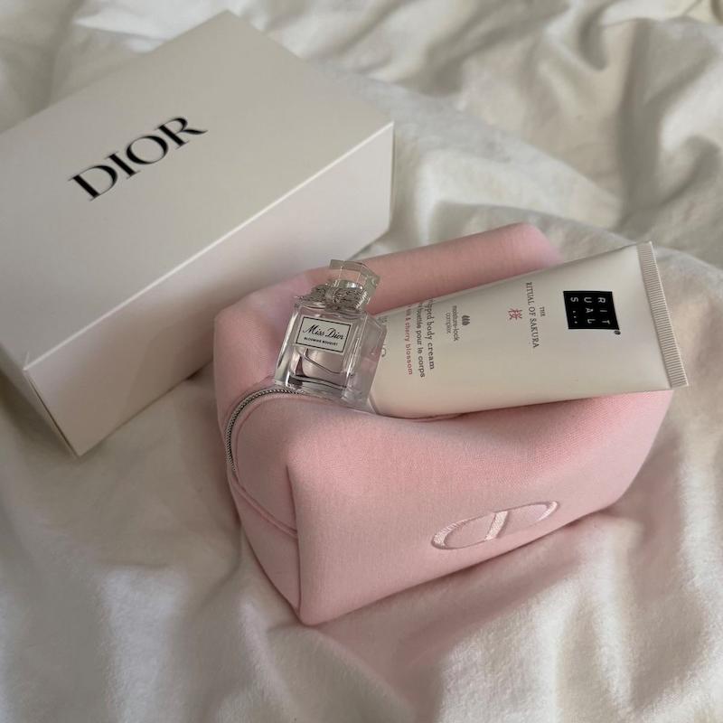 میکاپ بگ صورتی دیور CD🪽💕🎀
