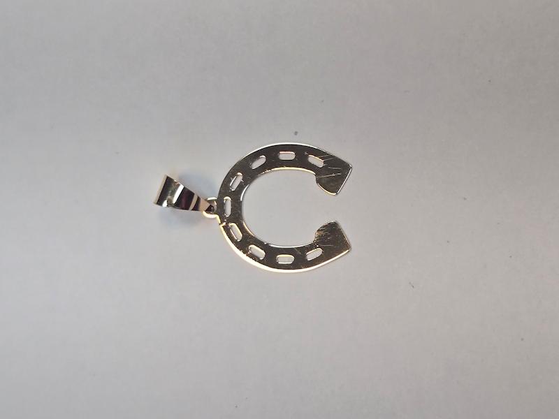 آویز طلا 18 عیار زنانه پریدخت گالری مدل نعل کد PAA001832