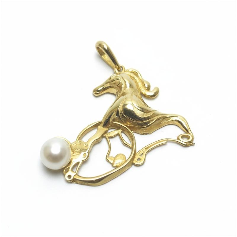 آویز طلا 18 عیار زنانه شمش طلا مدل اسب  کد STA001362