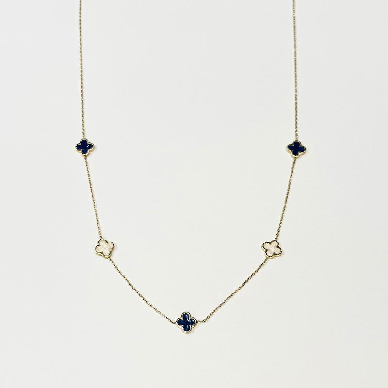 گردنبند طلا ۱۸ عیار گردنبند ونکلیف گل های مینا سفید صدفی و سرمه ای گالری زرنوش