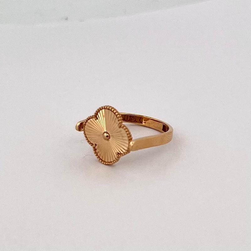 انگشتر طلا ۱۸ عیار انگشتر ونکلیف تراش گالری زرنوش