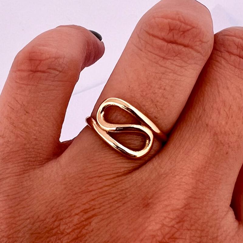 انگشتر طلا ۱۸ عیار انگشتر پیچ گالری زرنوش