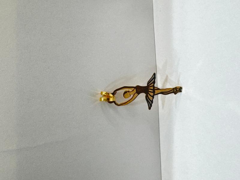 آویز طلا ۱۸ عیار طرح بالرین گالری طلای ملکان