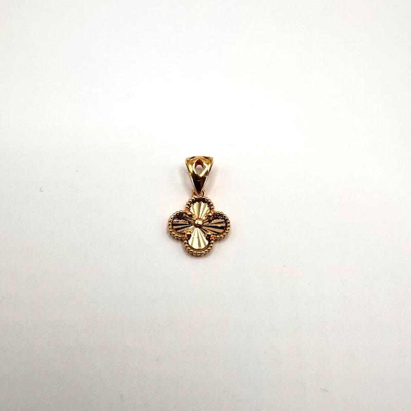 آویز طلا ۱۸ عیار ونکلیف گالری طلای آماندا