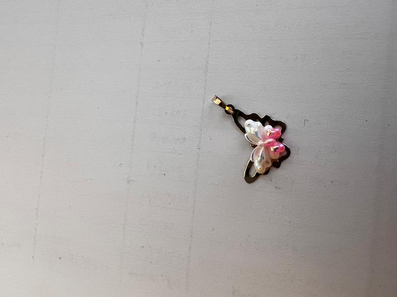 آویز طلا ۱۸ عیار مرواریدی تاس گالری