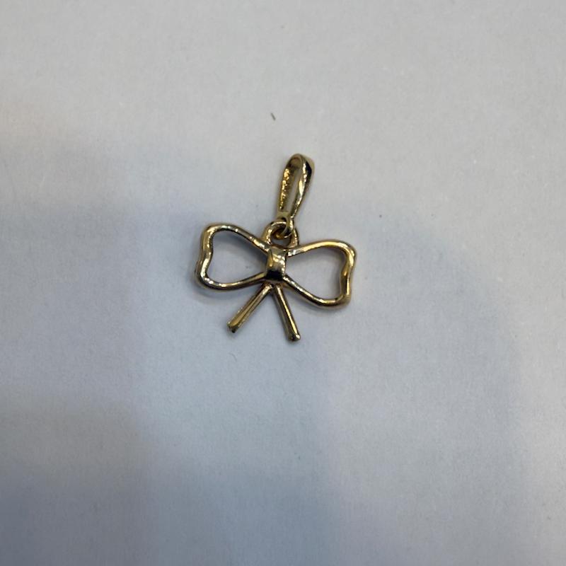 آویز طلا ۱۸ عیار پاپیون گالری الیاگلد