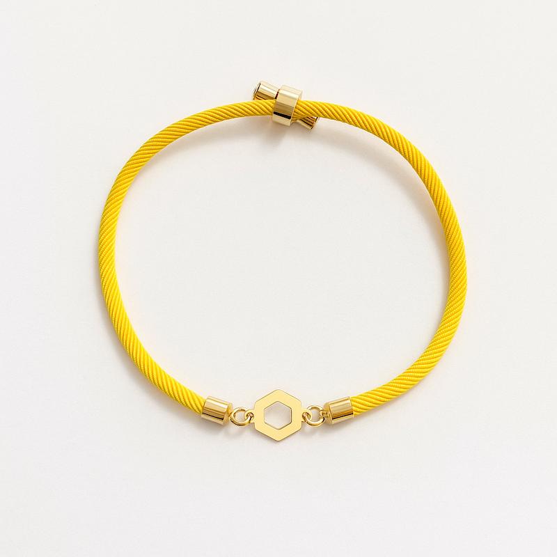 دستبند طلا ۱۸ عیار دستبندی مدل شش ضلعی گالری پیرو