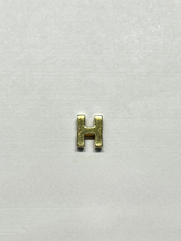 آویز طلا ۱۸ عیار حروف H گالری طلا دوران