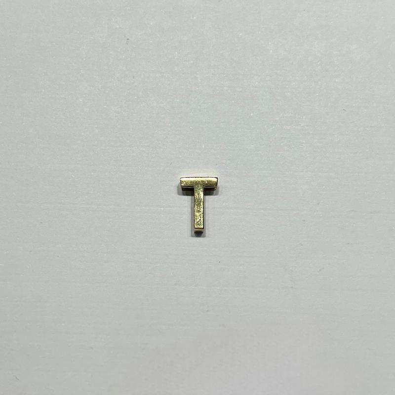 آویز طلا ۱۸ عیار حروف T گالری طلا دوران