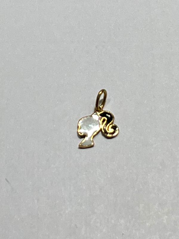 آویز طلا ۱۸ عیار آویز گالری طلا دوران