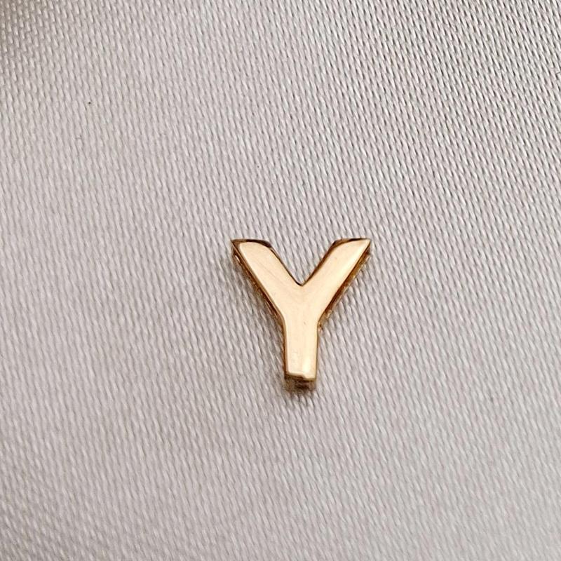 آویز زنانه طلا ۱۸ عیار آویز حرفY گالری زربام