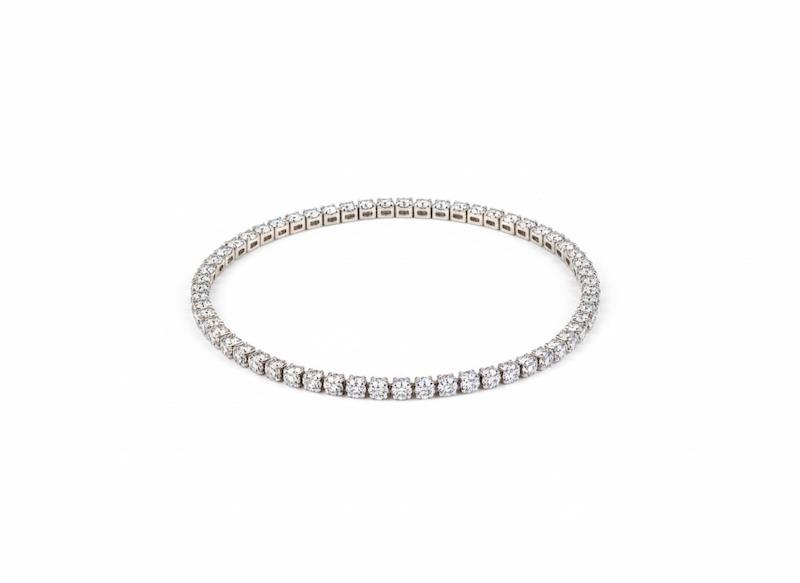 دستبند زنانه طلا ۱۸ عیار دستبند تنیسی سایز نگین بزرگ کسر نگین ۸طلایی