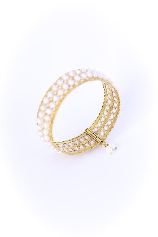 بنگل زنانه طلا ۱۸ عیار مروارید2373 گالری طلای شفیع