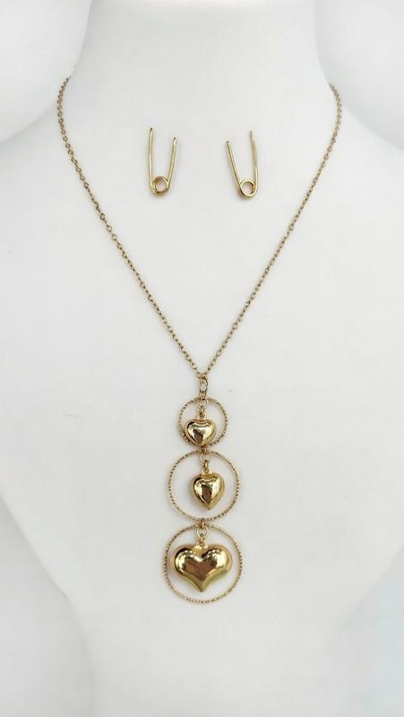 گردنبند زنانه طلا ۱۸ عیار سه قلب گالری مینا‌جان